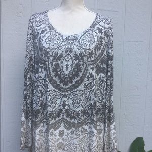 Long sleeve top